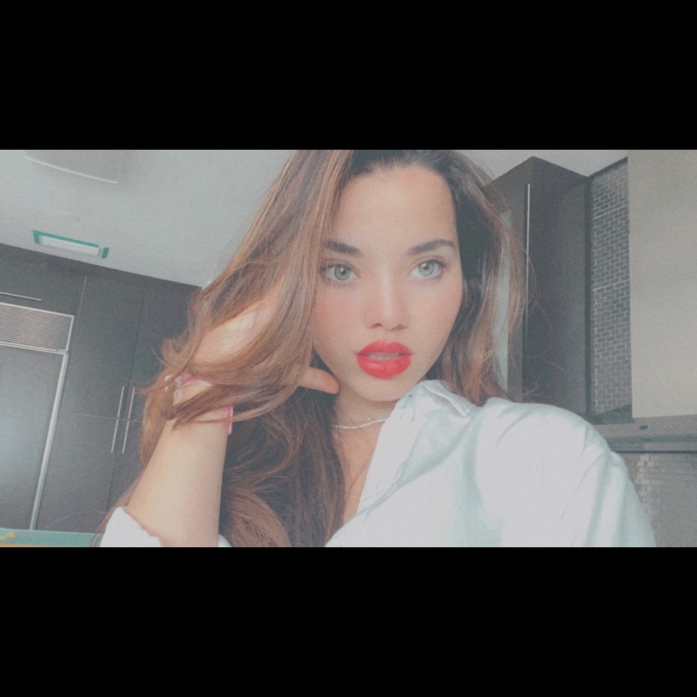 Meet your Posher, Juana paz